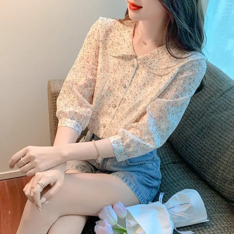 

Summer New Fashion Premium Feel 3/4 Sleeve Floral Chiffon Shirt