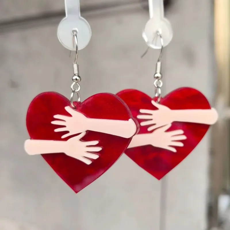 Love Palm Embrace Simple Retro Temperament Earrings Valentine's Day Series Pendant Romantic Jewelry Gift for Women