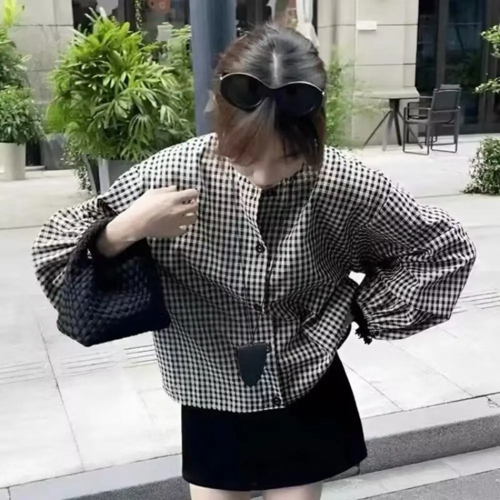 

New Round Neck Plaid Shirt Long Sleeve Retro Women Shirts Gentle Charming Women Blouse