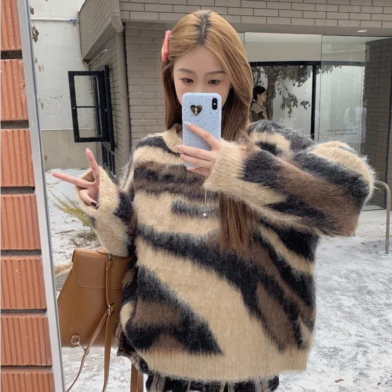 Fall and Winter Lazy Style Women Sweater Mohair Brush Hair Sense O-neck Zebra Print Sweaters Niche Casual Versatile Female Tops