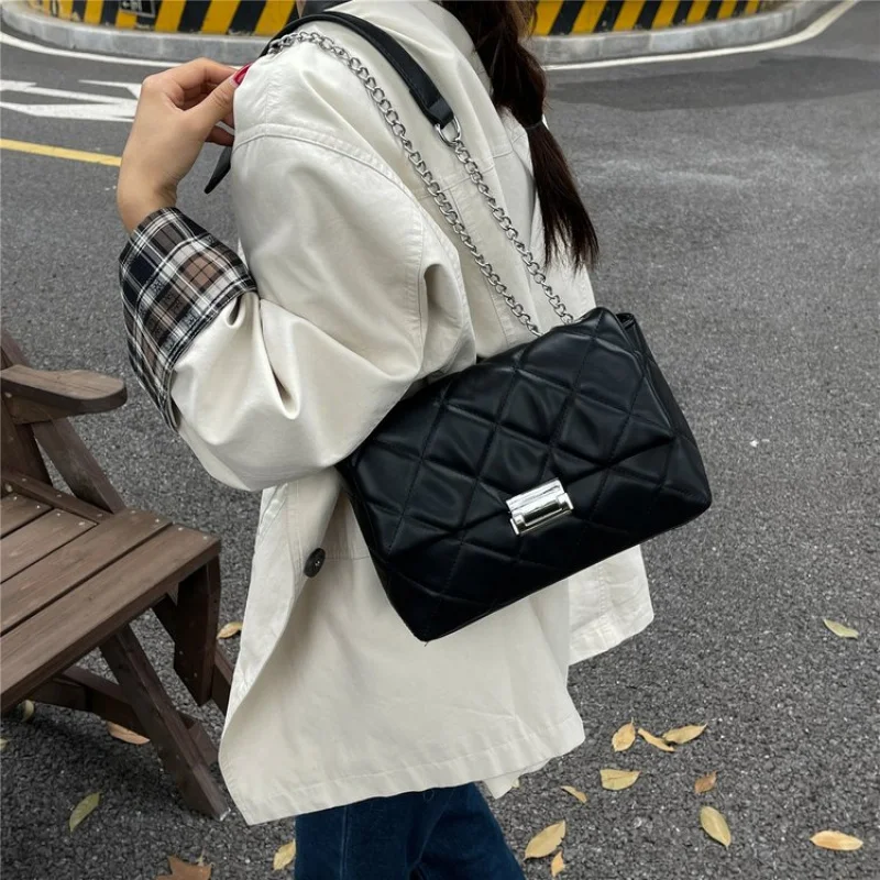 Sac à main à la mode pour femmes, en cuir de qualité supérieure, Paris, look décontracté et élégant au quotidien ​