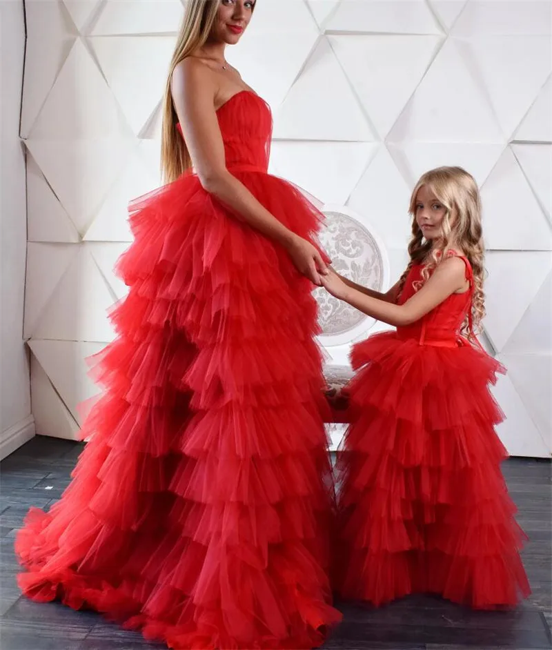 Red Ruffle Tulle Mother Daughter Matching Dresses Fairy Mommy and Me Outfits Princess Birthday Party Gowns New Year Christmas