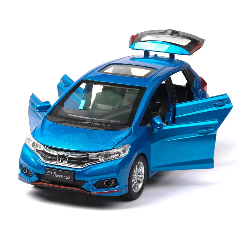 1:32 Honda Fit  Alloy Car Model Metal Diecasts & Toy Vehicles Doors Can Be Opened Light And Sound Pull Back Model For kids A106