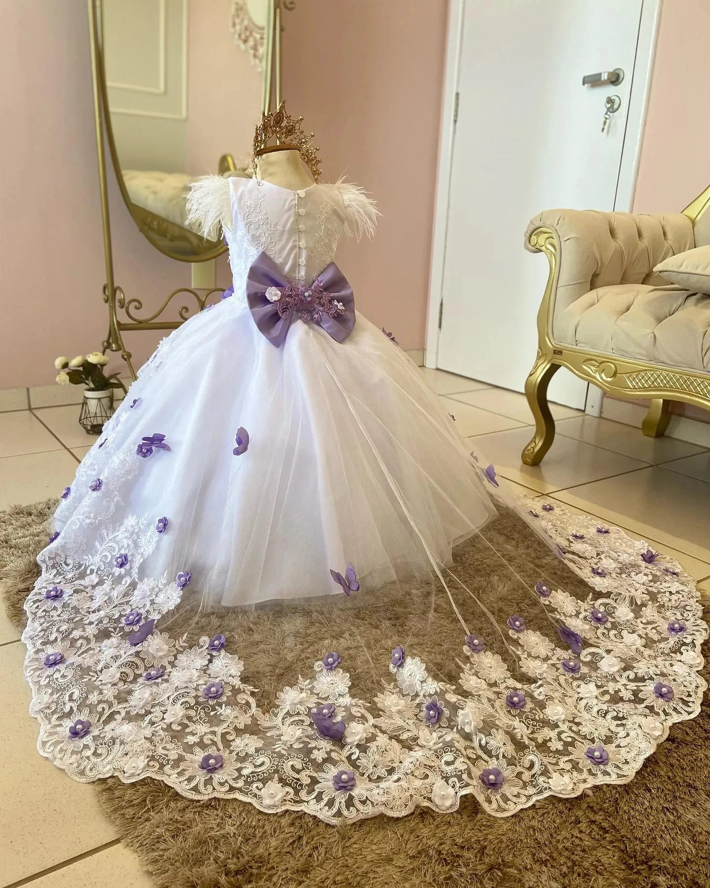 Elegant Flower Girl Dresses For Wedding White Lace Purple Floral Toddler Pageant Gowns Tulle Sweep Train First Communion Dress