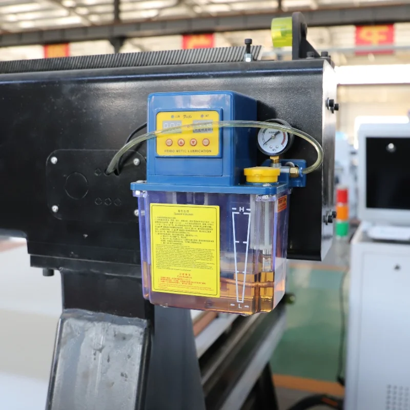1325 Multi-functional woodworking milling machine with side-mounted rotating shaft and marking head