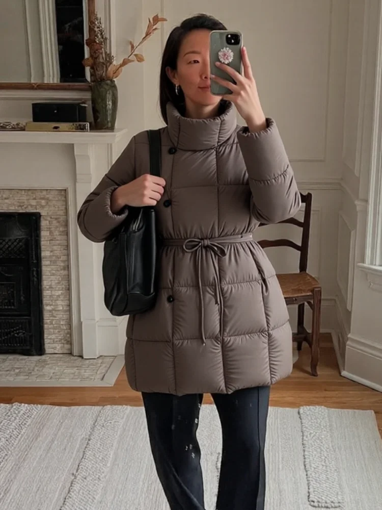 

Повседневное женское утепленное хлопковое пальто с воротником-стойкой, однотонное женское пальто на пуговицах на шнуровке, 2025 г., зимняя шикарная женская уличная верхняя одежда