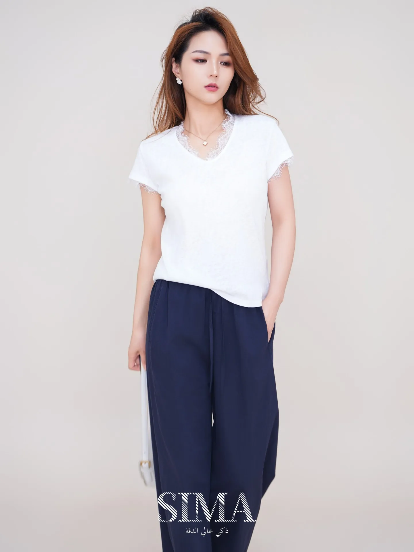 t-shirt-coreen-de-luxe-leger-pour-femme-col-en-v-dentelle-manches-courtes-haut-lumineux-pour-le-quotidien-tenue-de-danse-d'ete
