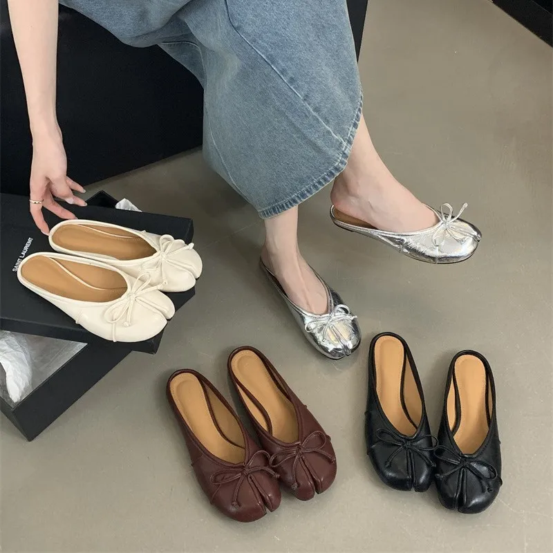 

Tabis Flat Shoes For Women Ballet Flats Slippers 2025 New Fashion White Black Split Toe Mules