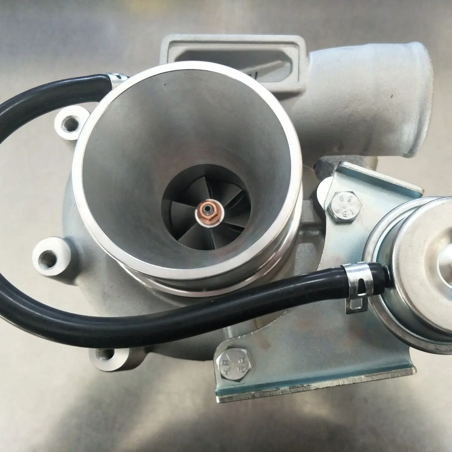 

SXLL HX25W Turbo 3596586 3806298 3538993 Turbocharger for Cummins 4BTA Engine