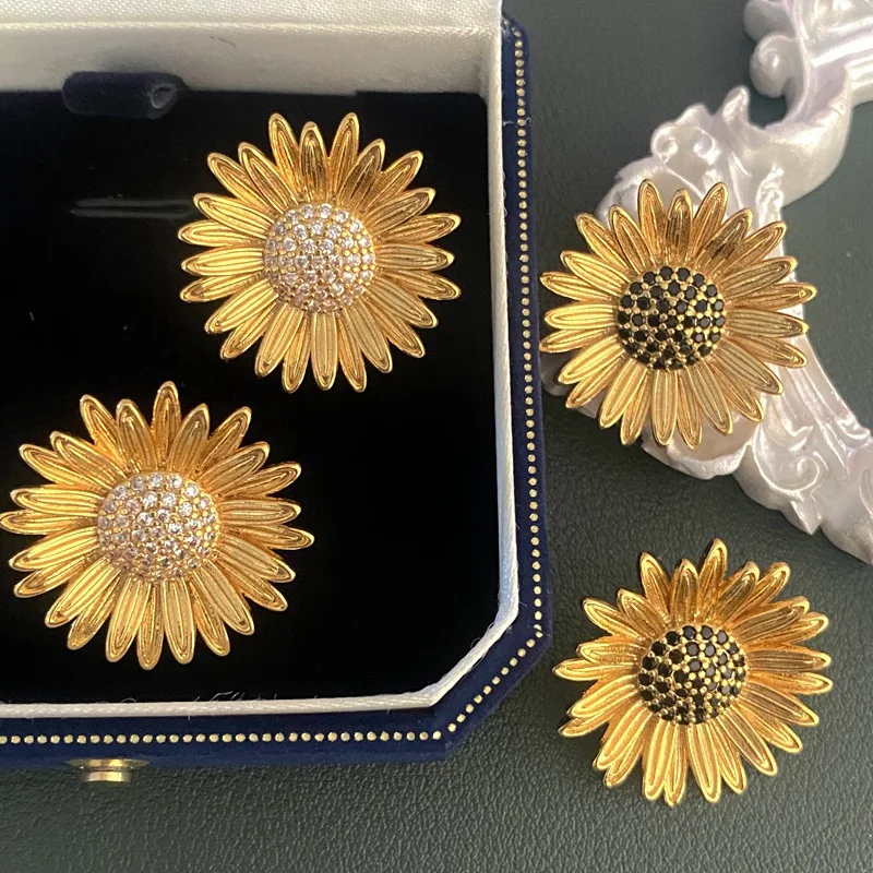 Brass Real Gold Plated Sunflower Stud Earrings 925 Silver Pin Inlaid Black White Zircon Vintage Women Autumn Winter Jewelry