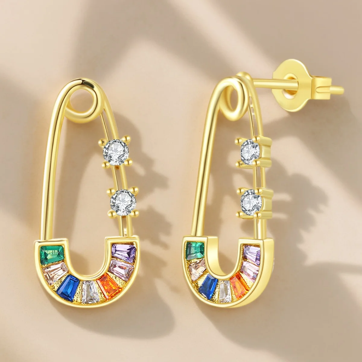 New Colorful Iced Out Crystal Paper Clip Piercing Stud Earrings for Women Ear Lobe Earing for Girl Delicate Fashion Jewelry E471