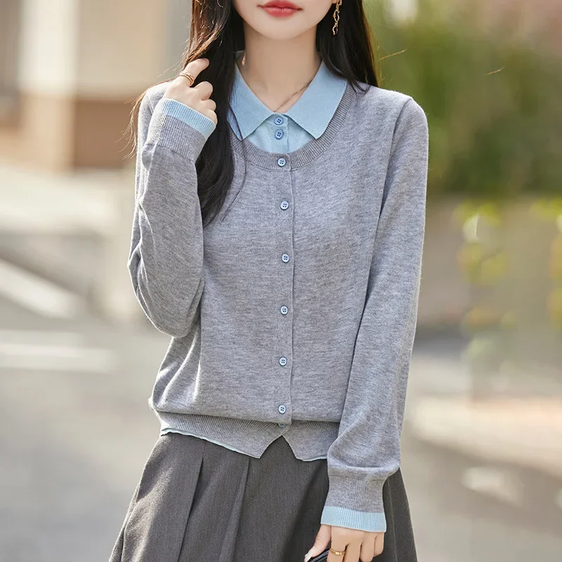 

Весна 2024, новый стиль, свободный вязаный кардиган с воротником-поло, открытый кардиган с цветными блоками, дизайн премиум-класса из шерсти, искусственный женский топ из двух предметов