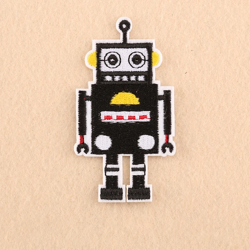 Embroidered Thermoadhesive patch Cute robot Shape Stickers Sewing Accessories Embroidery Child Clothing Iron patch