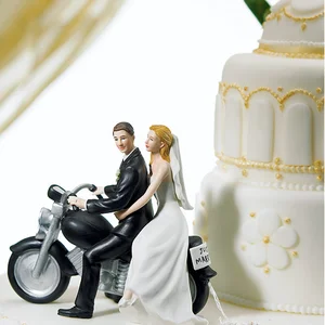 تمثال زوجين لأغطية كعكة الزفاف ، زخرفة كب كيك ، دمى رومانسية ، عروس وعريس ، تمثال زفاف مضحك أفضل 8 دمى كعكة العروس والعريس للمبيعات - No8