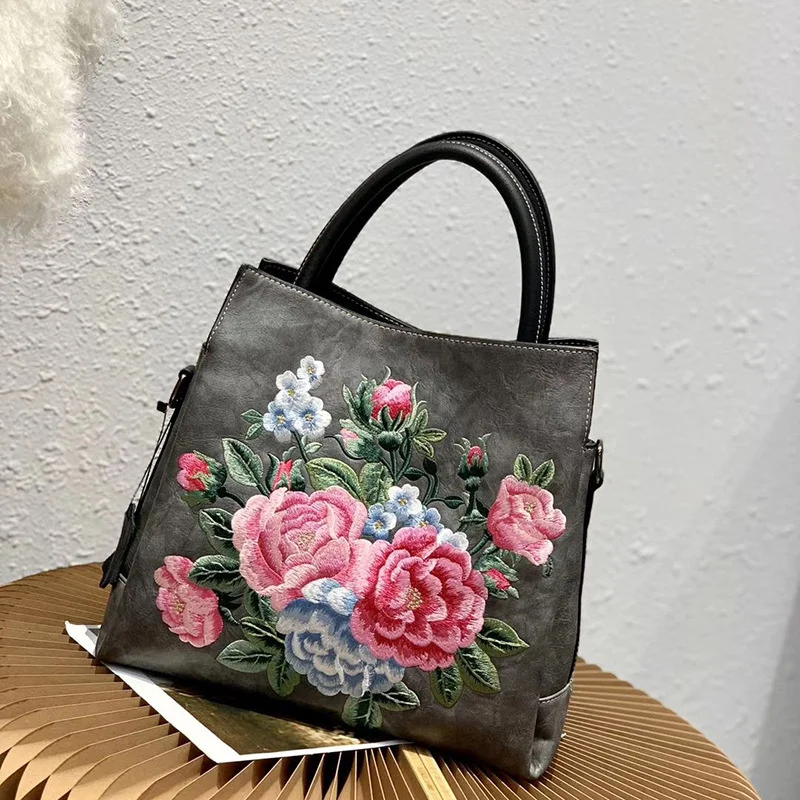 Luxury Women Handbag 2024 New Chinese Style Embroidered Women Shoulder Bags High Quality Embossed Crossbody Bag Ladies