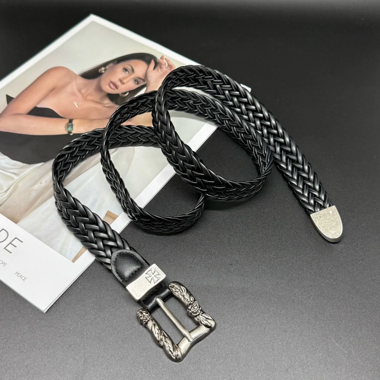 Vintage Style Braided Hemp Belt Rock Punk Subculture Distressed Cross PU Leather Belt Carved Buckle Jeans Accessories Unisex