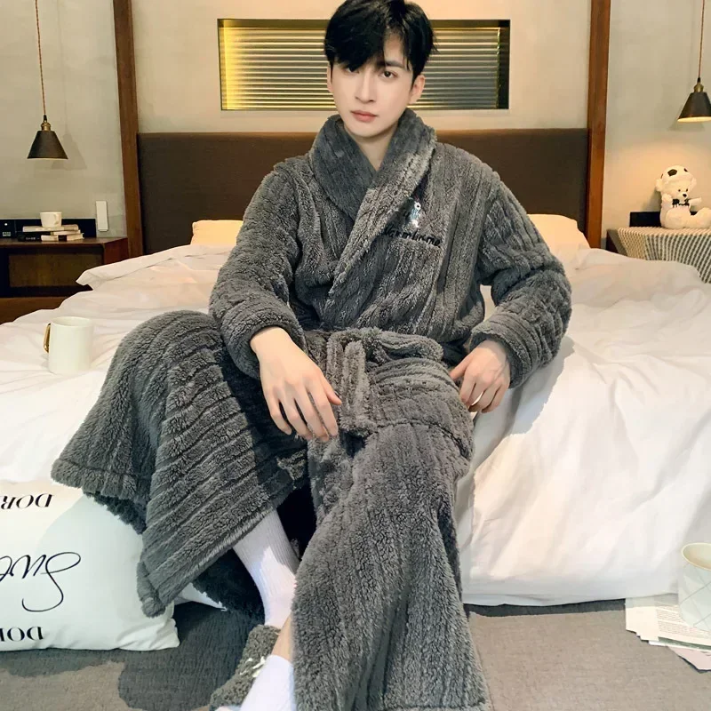 

Turn-down V-neck Robes for Men 2024 New Winter Warm Flannel Robes Solid Soft Thick Fleece Sleepwear Male Casual Loose Home Wear