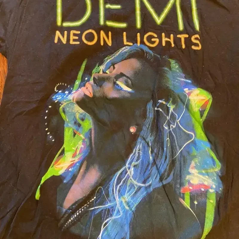 Demi Lovato The Neon Lights Tour 2014 T Shirt UR883