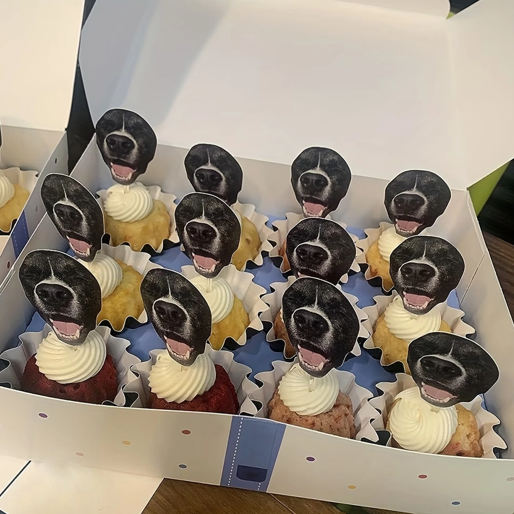 Personalisierte Papier-Cupcake-Topper, Individuelle Gesichts-Motiv Geburtstagsparty Cupcake-Dekorationen & Personalisierte Foto-Party-Dekorationen – Detail 4