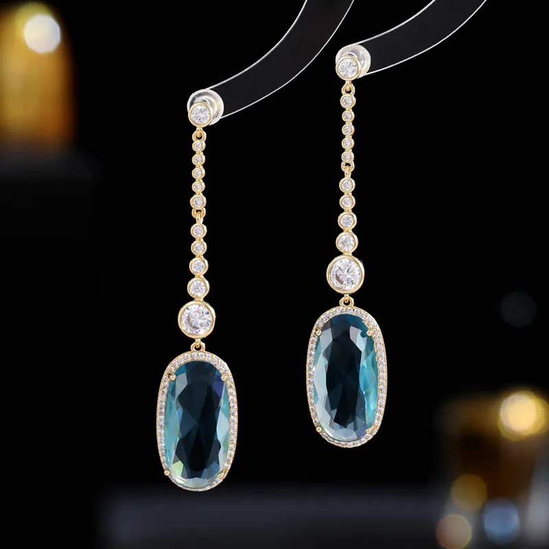 

Elegant And Elegant Style, Long And Stylish Face Shaped Earrings, Trendy And Niche, Versatile Oval, Light Luxury, And High-End B