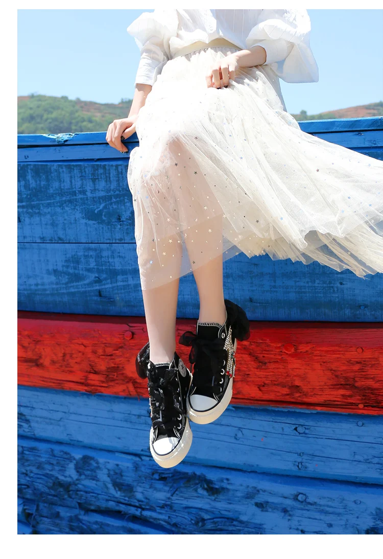 2022 new women single shoes wild cute ladys lace canvas shoes high top fashion sneaker ins rhinestone shoes