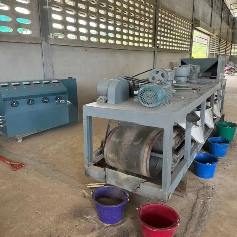 Separatore magnetico a tre dischi per impianto di lavorazione dell'oro della macchina di separazione magnetica a secco ad alta intensità per Tin Columbite Monazite