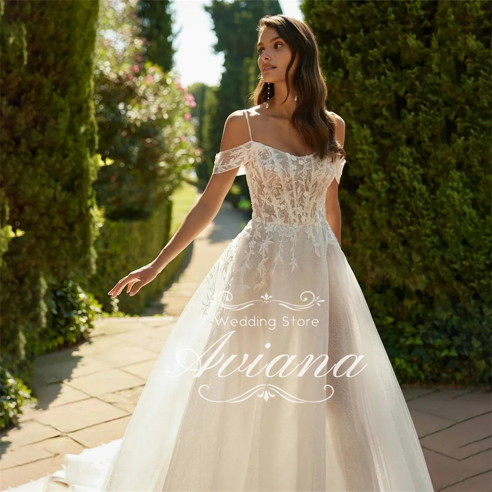 Aviana op maat gemaakte off-the-shoulder bruidsjurk kant geborduurd lijfje hoge zijsplit lange trein elegante luxe trouwjurk