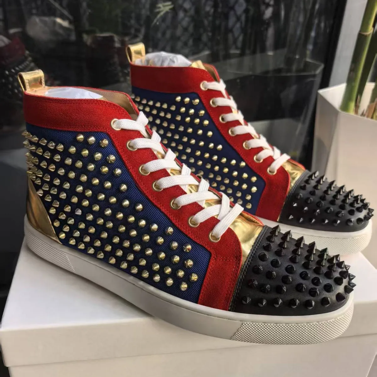 

2026 New Men's High-top Rivet Casual Shoes High-quality Men's Increased Breathable Fashion Casual Shoes Men's Shoes