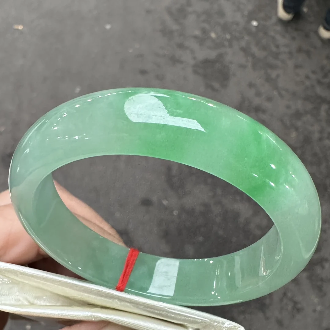 Natural Jadeite Exquisite Jade Bracelet Ice Sun Green Bangles Handring Elegant Fine Jewelry