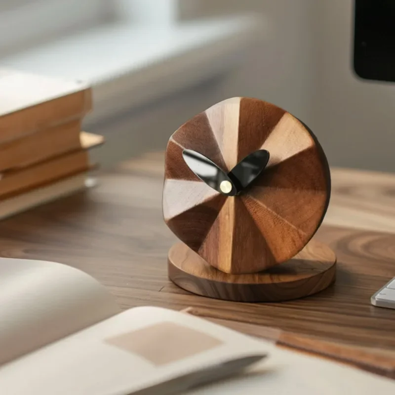 Creative Minimalist Solid Wood Desk Clock, High-End Silent Retro Timepiece, Perfect for Living Room and Bedroom Decoration