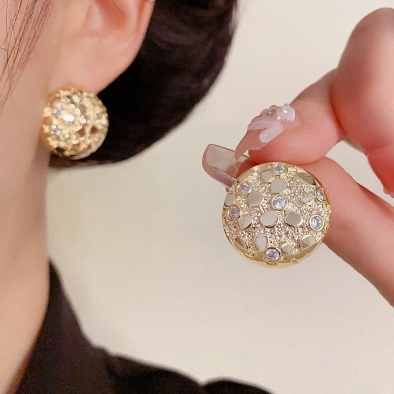 

Earrings for woman accesories round cubic zirconia metal ear stud trend 2025 Jewelry