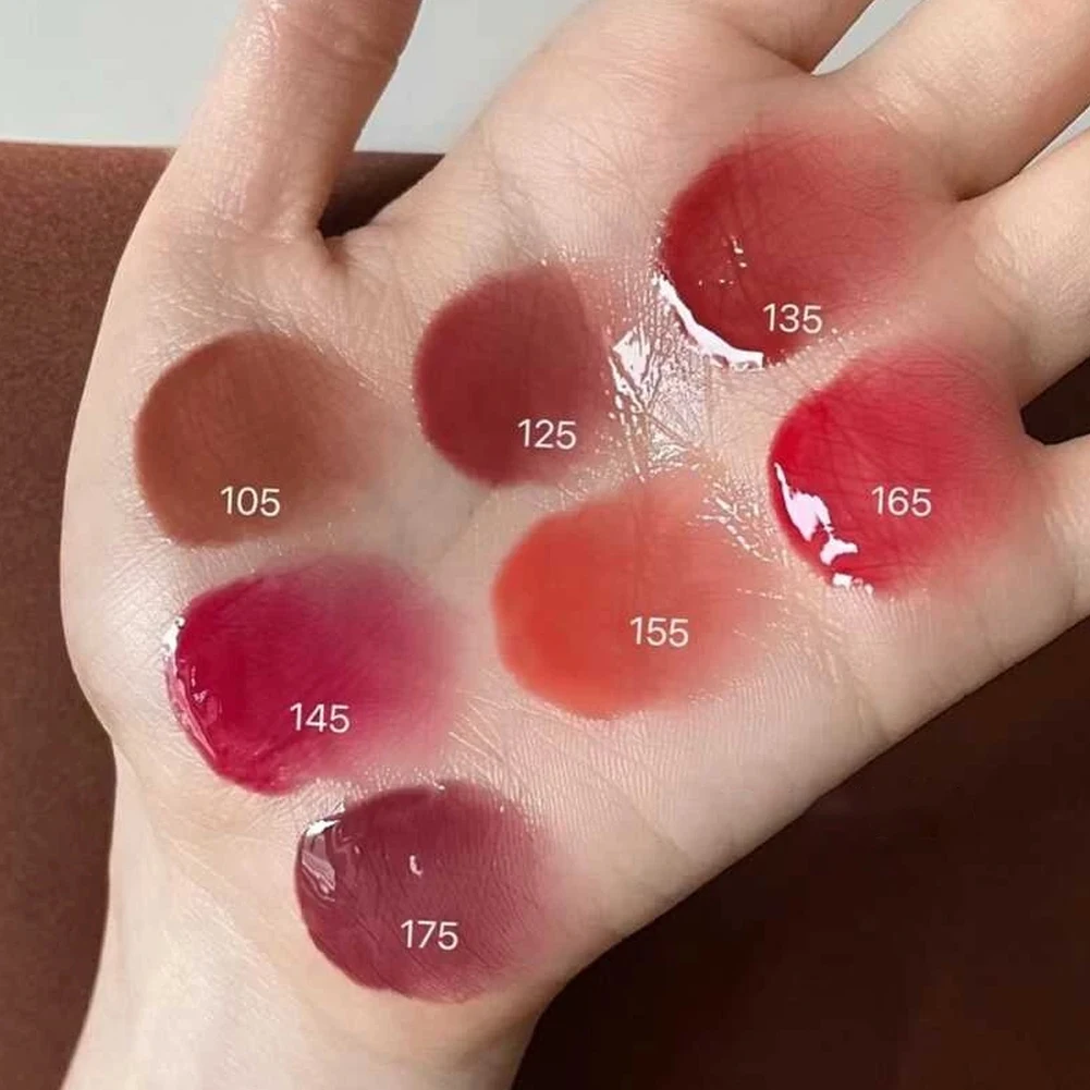 ลิปสติก Hourglass Phantom Volumising Glossy Balm ลิปกลอสเนื้อฉ่ำชุ่มชื้น บำรุงริมฝีปากให้ดูอวบอิ่ม ติดทนนาน ให้ริมฝีปากดูเป็นธรรมชาติ