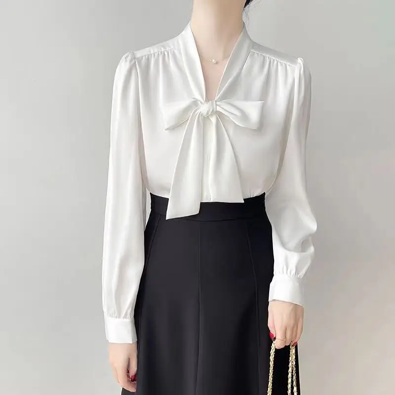 

Queen Work Casual Tops Chiffon Blouse New Arrival Shirt Womens Blouse Vintage Bow Elegant Loose Women Business Shirts