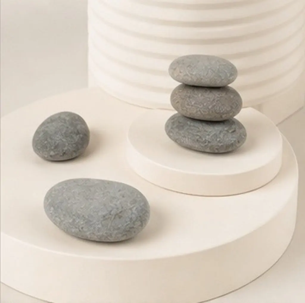 12Pcs Rocks Painting Set 5-8Cm Flat Natural Stones for DIY Craft Rocks Adult Home Decor Garden Pathway Pebble