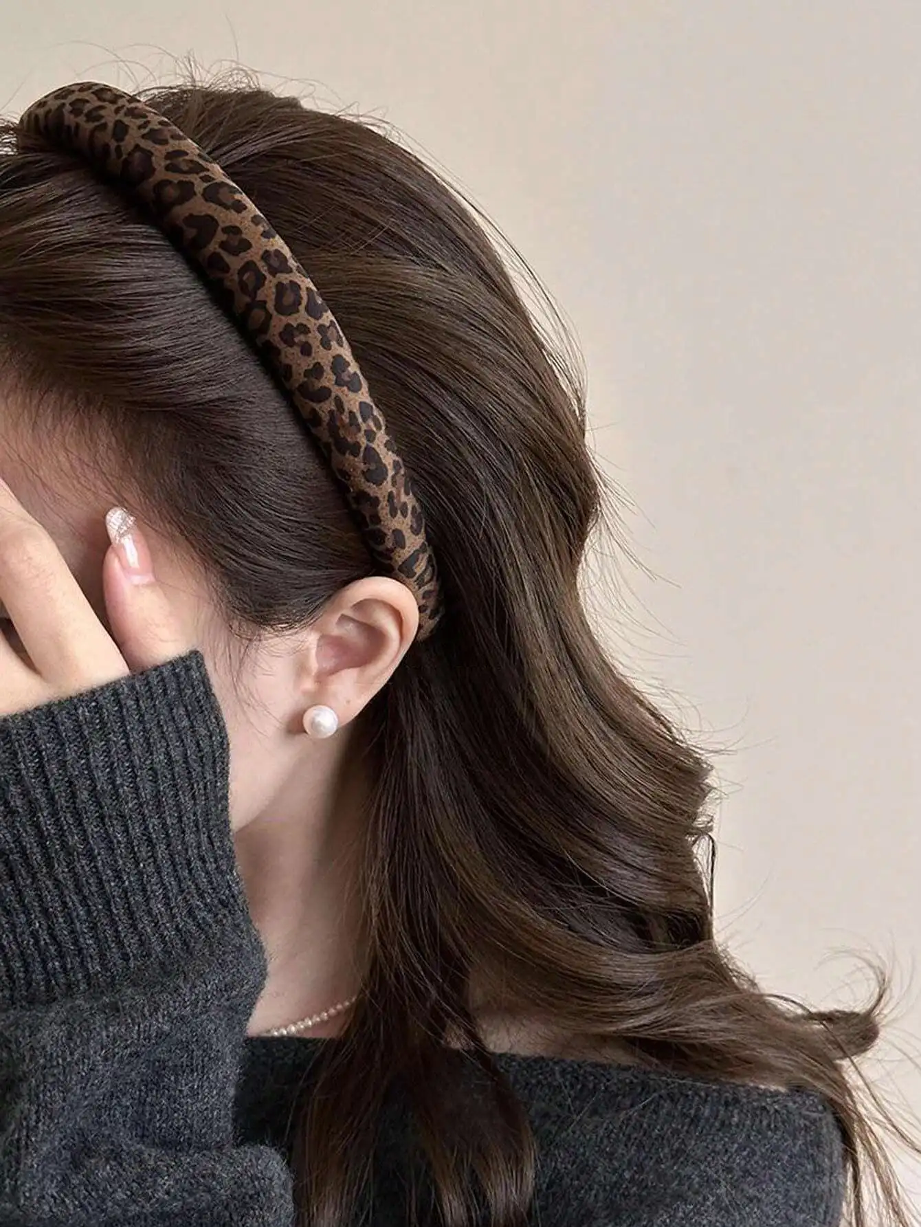

Leopard Print Velvet Hair Hoop With Sponge Padding, 38cm Women’s Stylish Headband For Daily Wear, Makeup, And Autumn Winter
