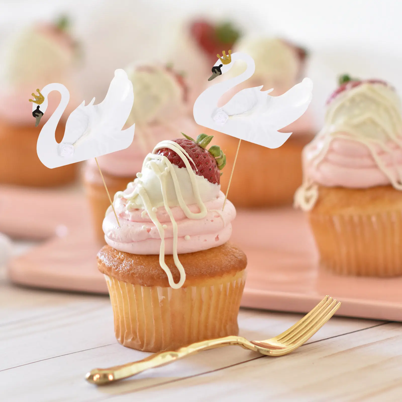 10 décorations de gâteau en forme de cygne, qualité supérieure, en papier, idéales pour les anniversaires, mariages, fêtes de réussite, cupcakes et desserts
