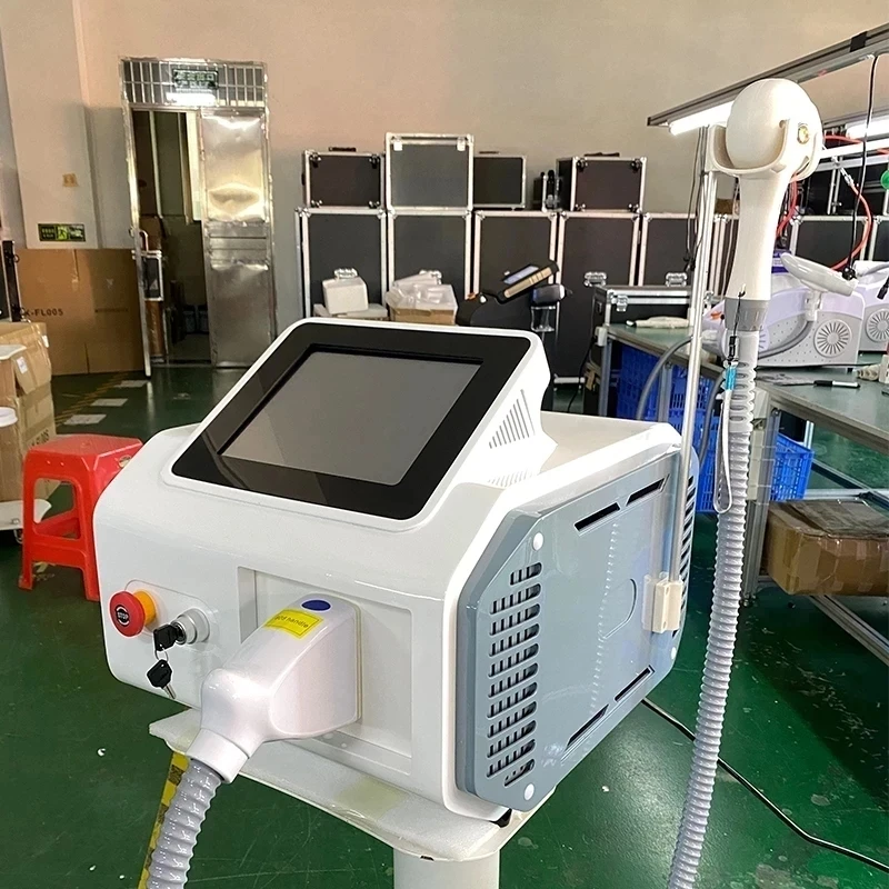 4500W 755 808 1064 Triple 3 Wavelength 755nm 808nm 1064nm Permanent Diode Laser Hair Removal Machine Epilator
