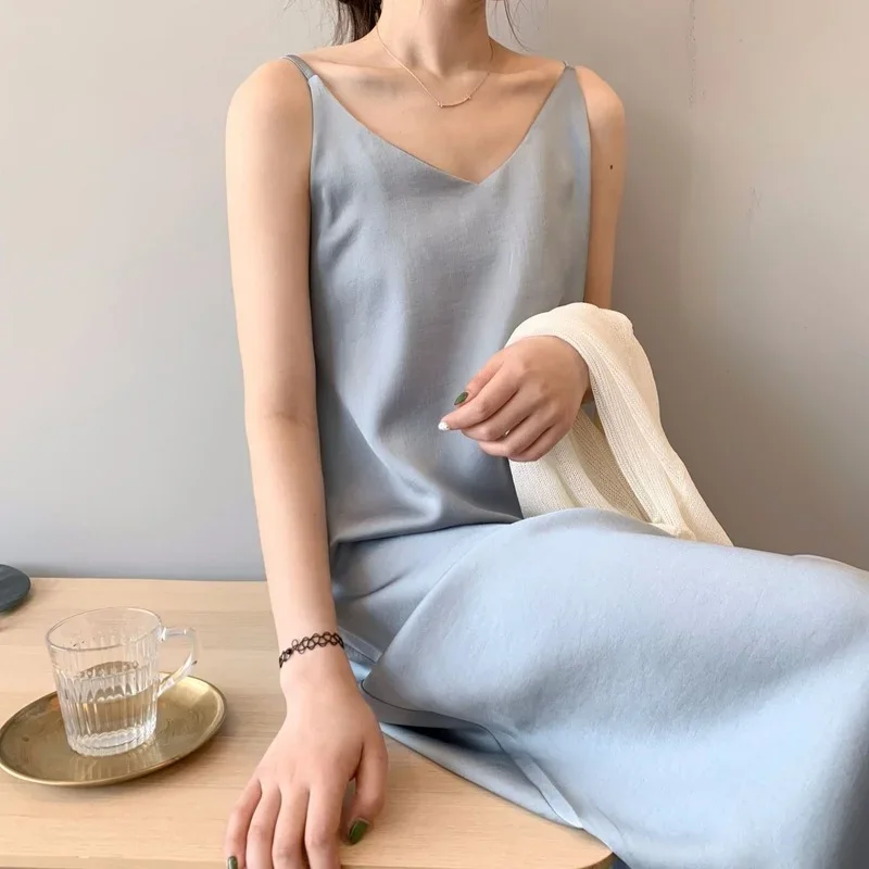 

New Arrival Women V-Neck Sleeveless Korean Women Vintage Satin Long Dress Boho Elegant Women Casual Dress Vestidos Summer 2023