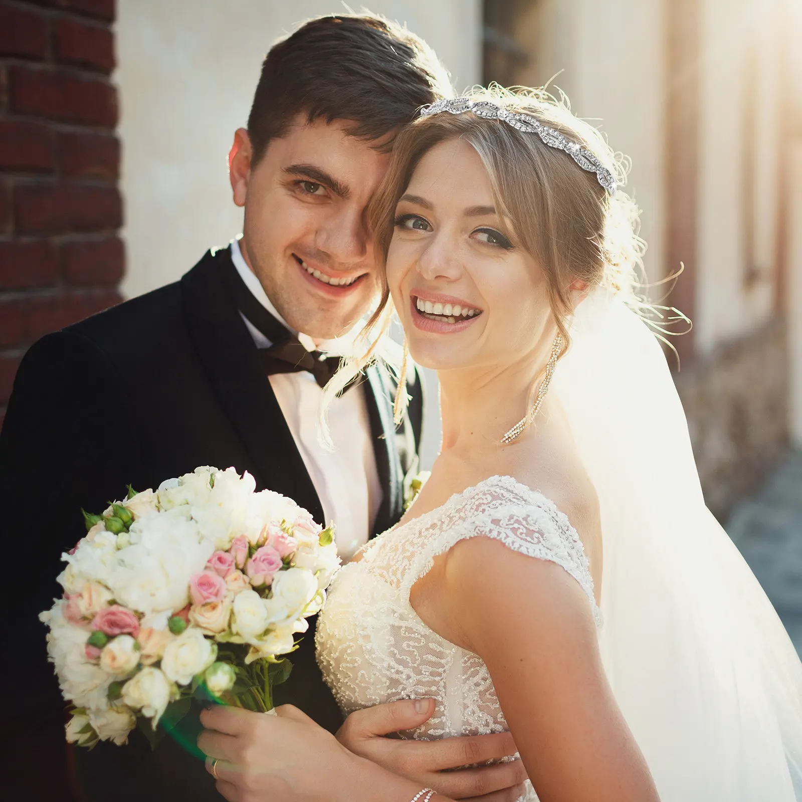 

Набор из 4 блестящих ободков со стразами для невесты, тонкие металлические повязки для волос, женские украшения для волос, свадебные аксессуары для волос, свадебный головной убор