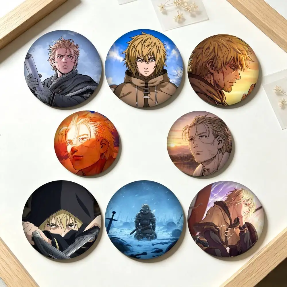 V-Vinland Saga Thorfinn Anime  25 32 44 58 75mm Badges Personalized Round Brooches Pins Accessory Gift
