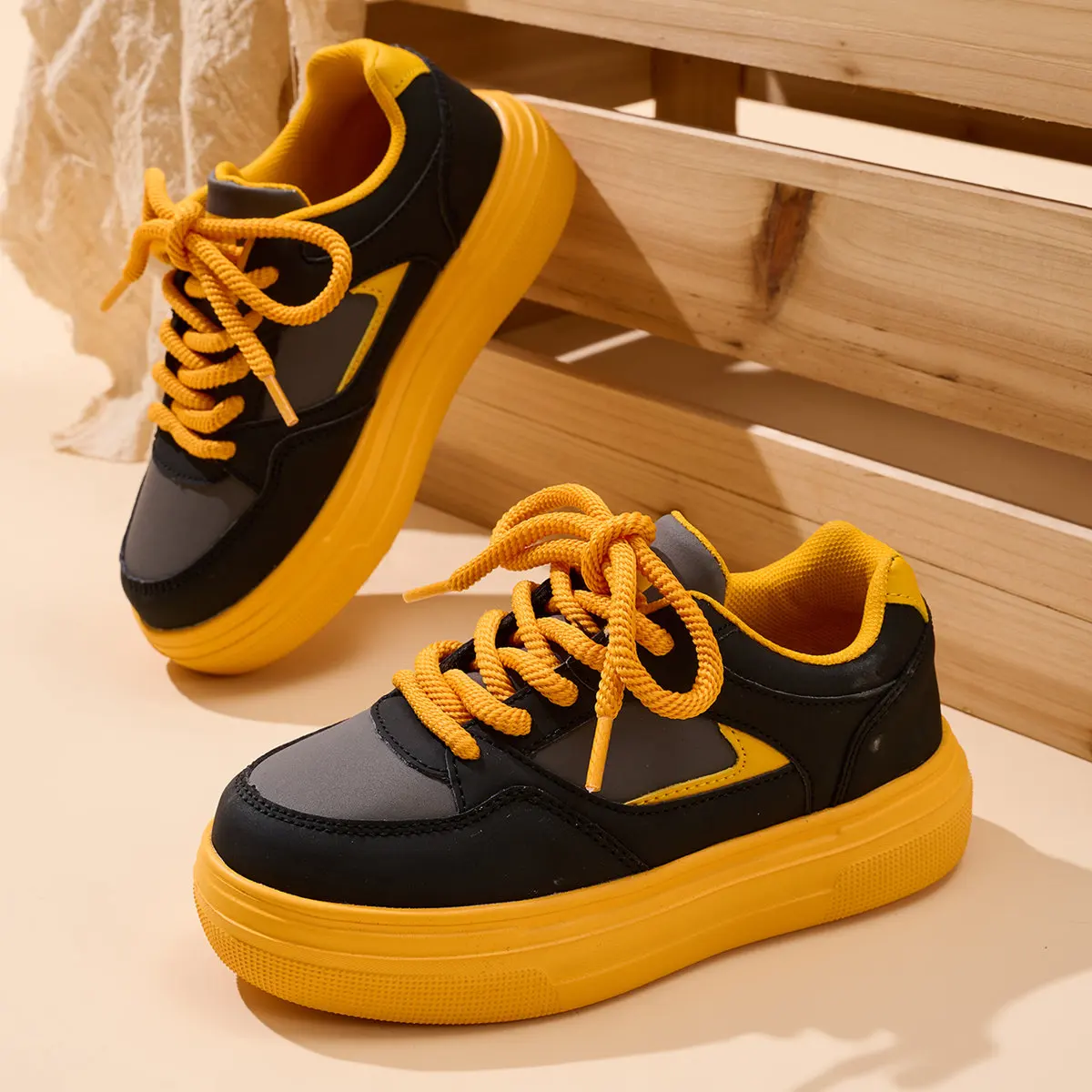 New Fashion Green Children's Skateboard Shoes Size 30-39 Comfort Flat Outdoor Sneakers Kids Non-slip Casual Sports Shoes Child