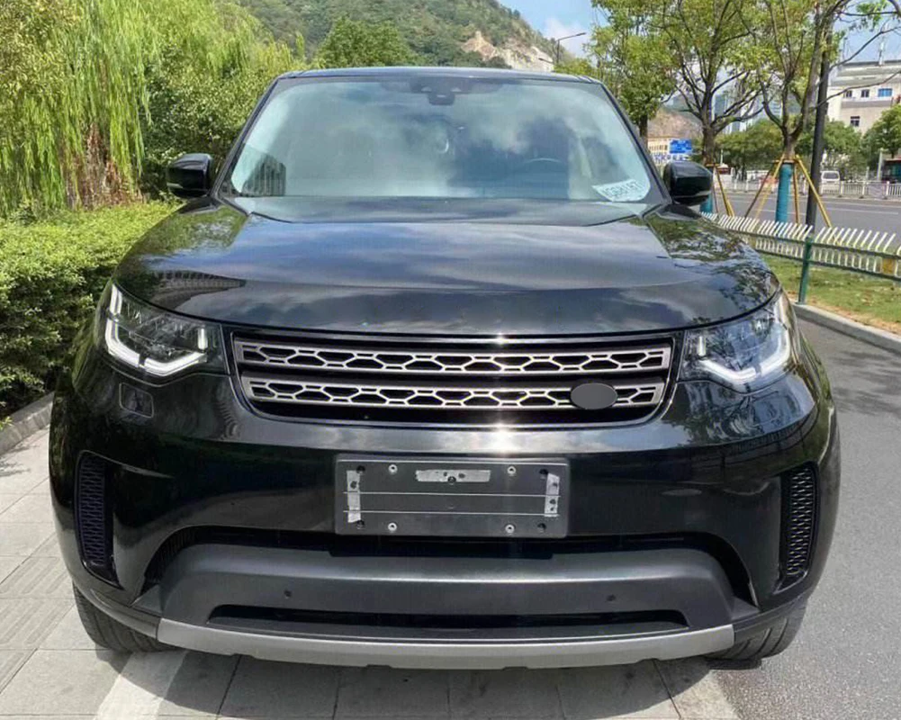 Black Car Front Bumper Grill Air Intake Radiator Grille Fit For Land Rover Discovery 5 2017 2018 2019 2020 2021 Car Accessories