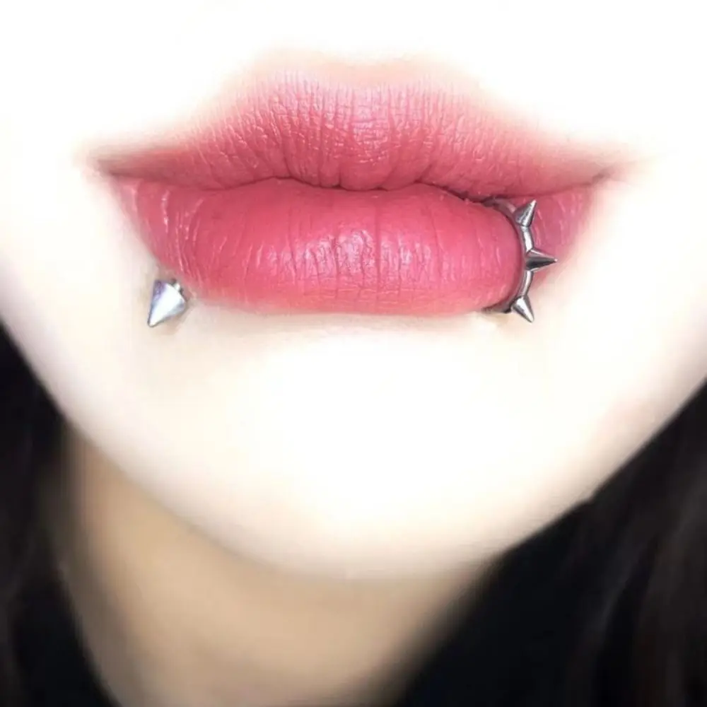 

1PC Stainless Steel Fake Nose Ring Cool Non-Pierced Hip Hop Hoop Septum Rings C Clip Lip Ring