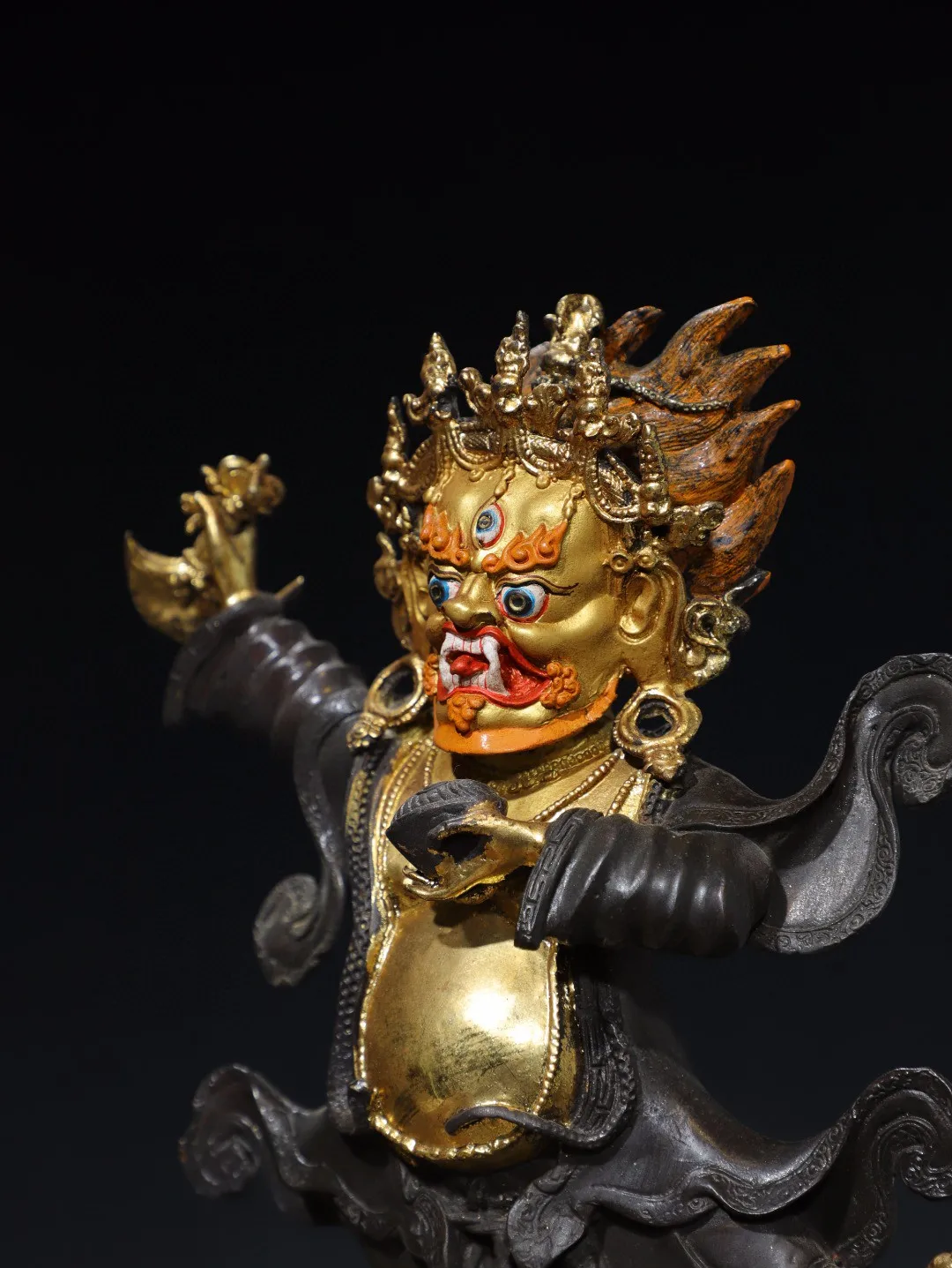 Tibetan old brass gilt painting, depicting face, vajrapani, God of wealth ornaments, home Buddhist hall supplies, large size 40c