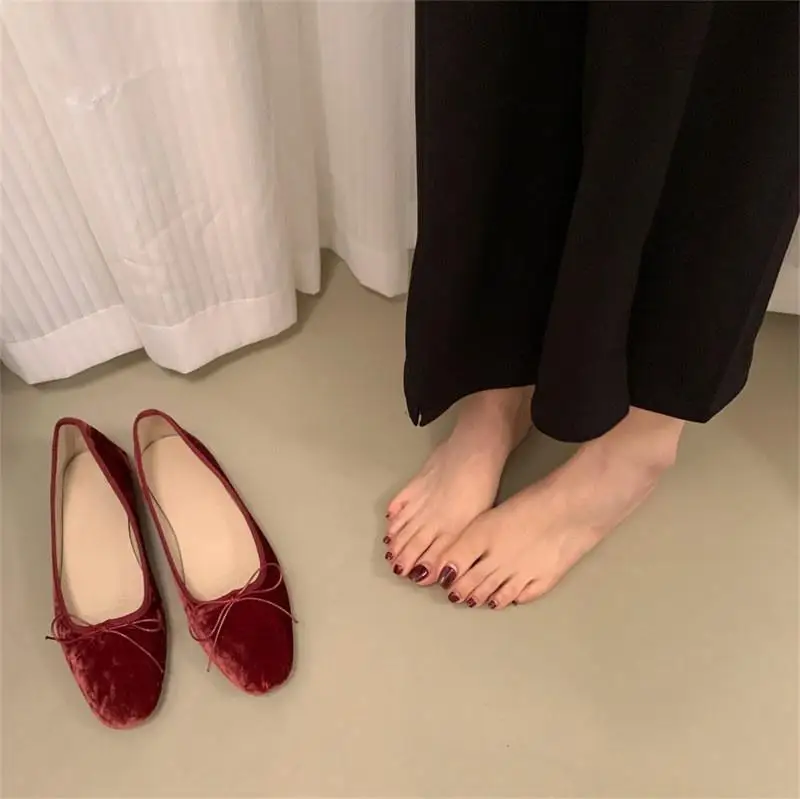 Slip on Women Velvet Flat Fashion Elegant Butterfly-knot Spring Autumn Classics Ladies Comfort Soft Sole Mary Jane Shoe Non-slip