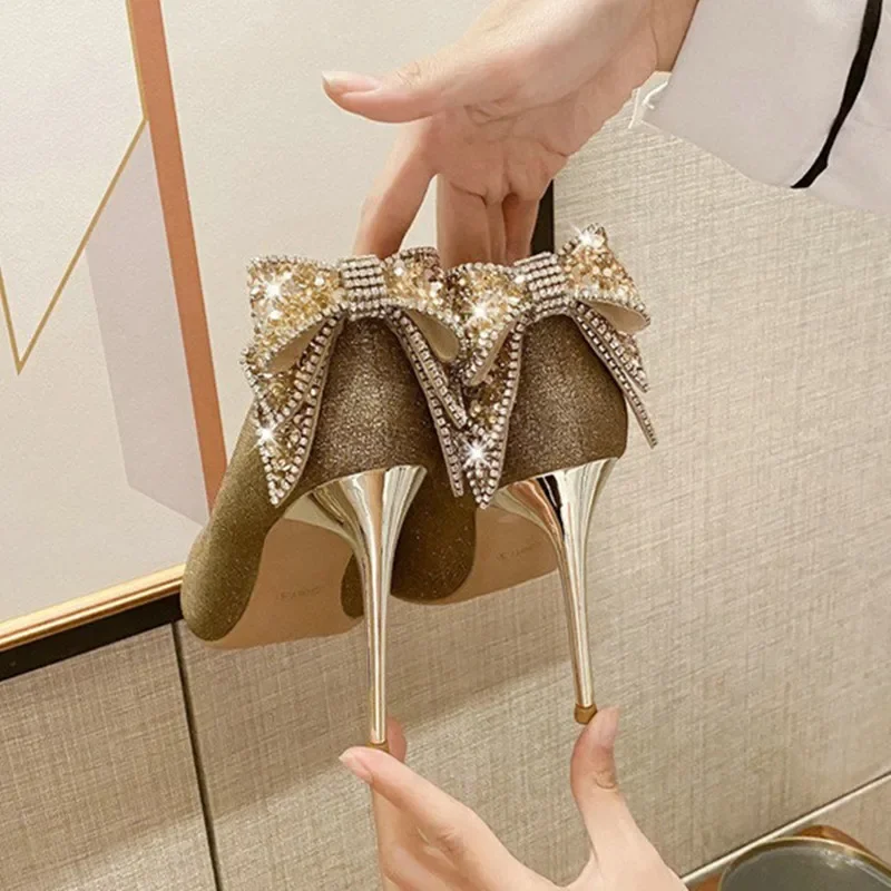 2024 Luxury Gold Bow Crystal High Heels Stiletto Shallow Mouth Pointed Single Shoe French Rhinestone Wedding Shoes Bridal Shoes