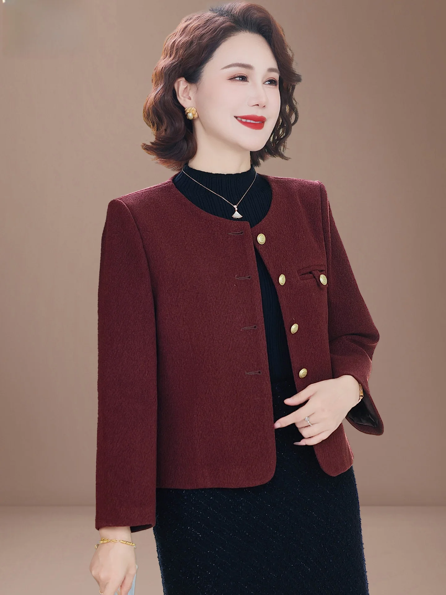 

Elegant Red Wedding Coat for Middle-Aged And Elderly Women Spring Autumn Fashionable Outerwear Commuter Style Polyester Fiber