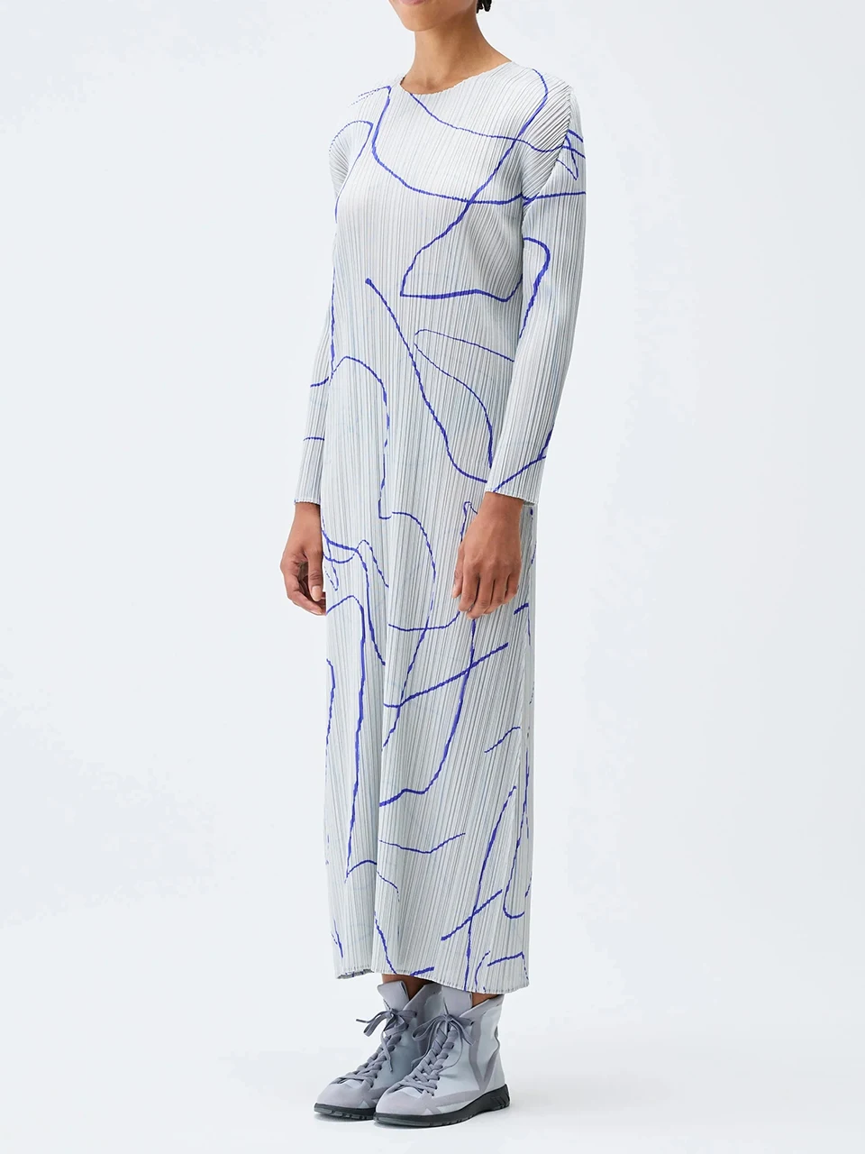 

Women Fashion Dress with Pleated Details and Printed Design Round Neck Long Sleeves Loose Fit Plus Size Casual Elegant Dress