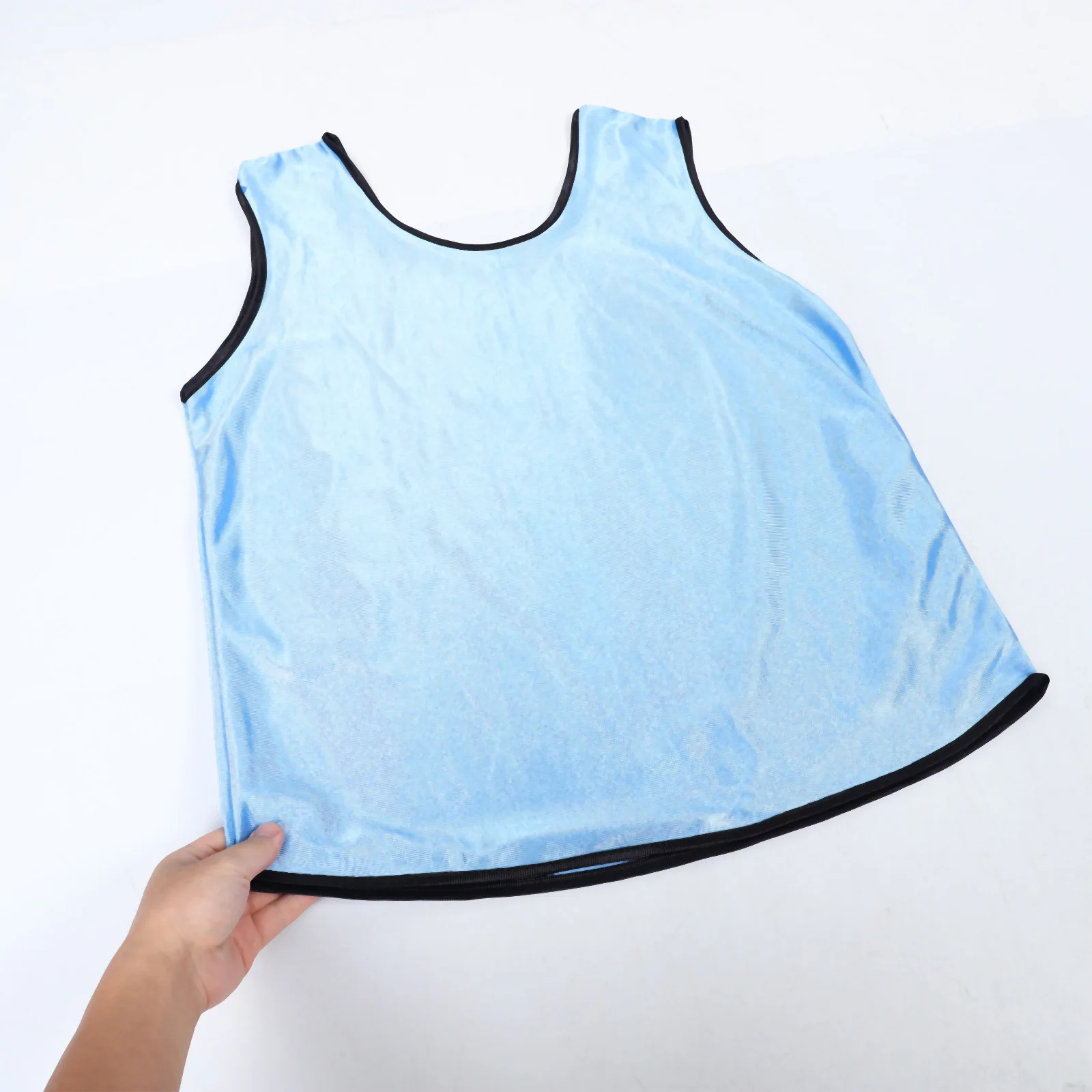 

2Pcs Team Training Vests Breathable Sports Pinnies Youth Adult Portable Soccer Basketball Football Practice Jerseys Sports Vests