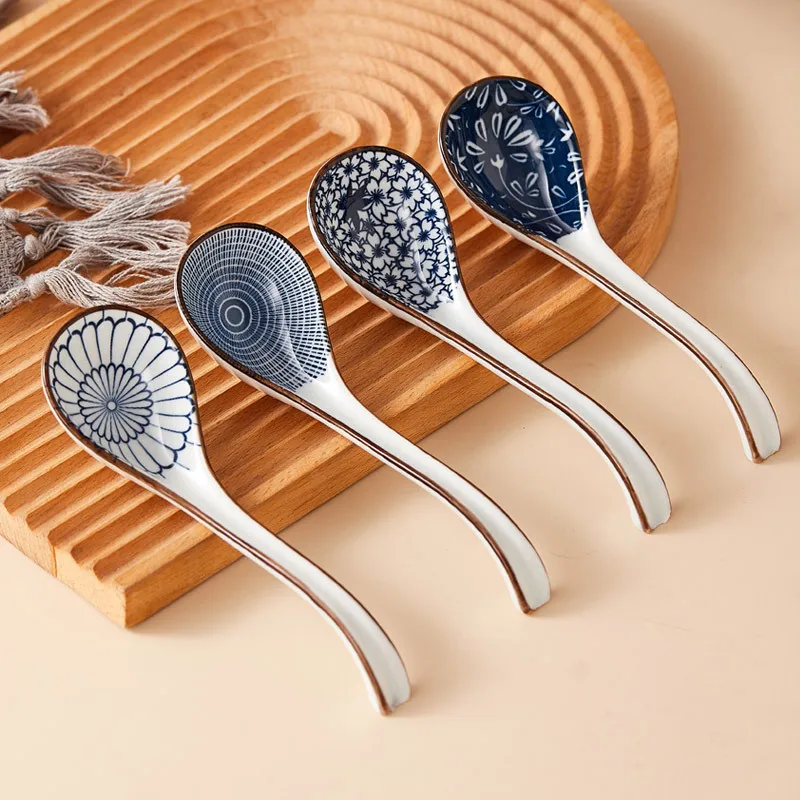 

New Creative Blue and White Ceramic Spoon Long Handle Spoon Household Spoon Japanese Drinking Spoon